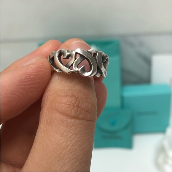 Tiffany & Co Paloma Picasso Triple Hearts Ring - Picture 3 of 11